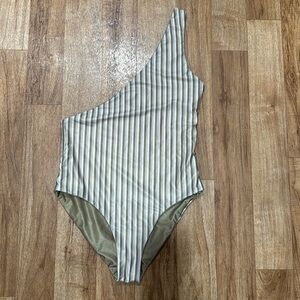 Baiia Summer one piece Swim. Reversible.